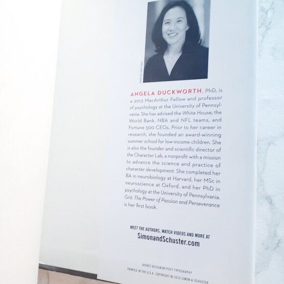 Grit: The Power of Passion and Perseverance by Angela Duckworth - Picture 6 of 7